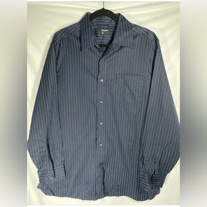 💥3/$12 mens striped long sleeve dress shirt